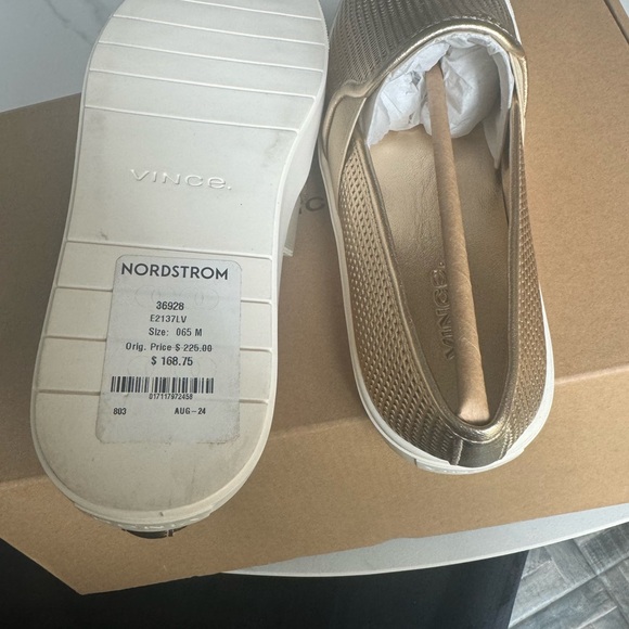 New in Box VINCE- Blair perforated leather slip on sneakers - Picture 2 of 9